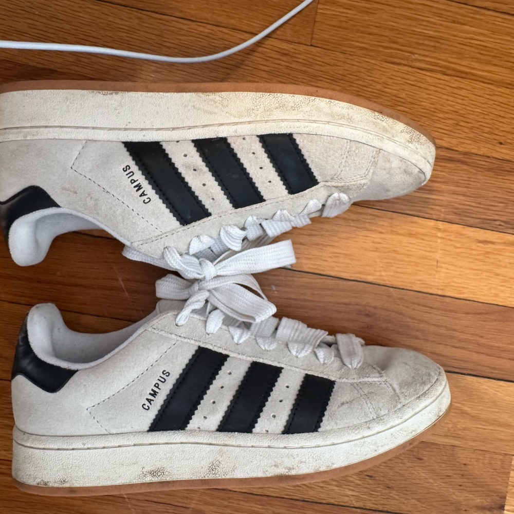 Adidas Campus women’s White and Black Sneakers